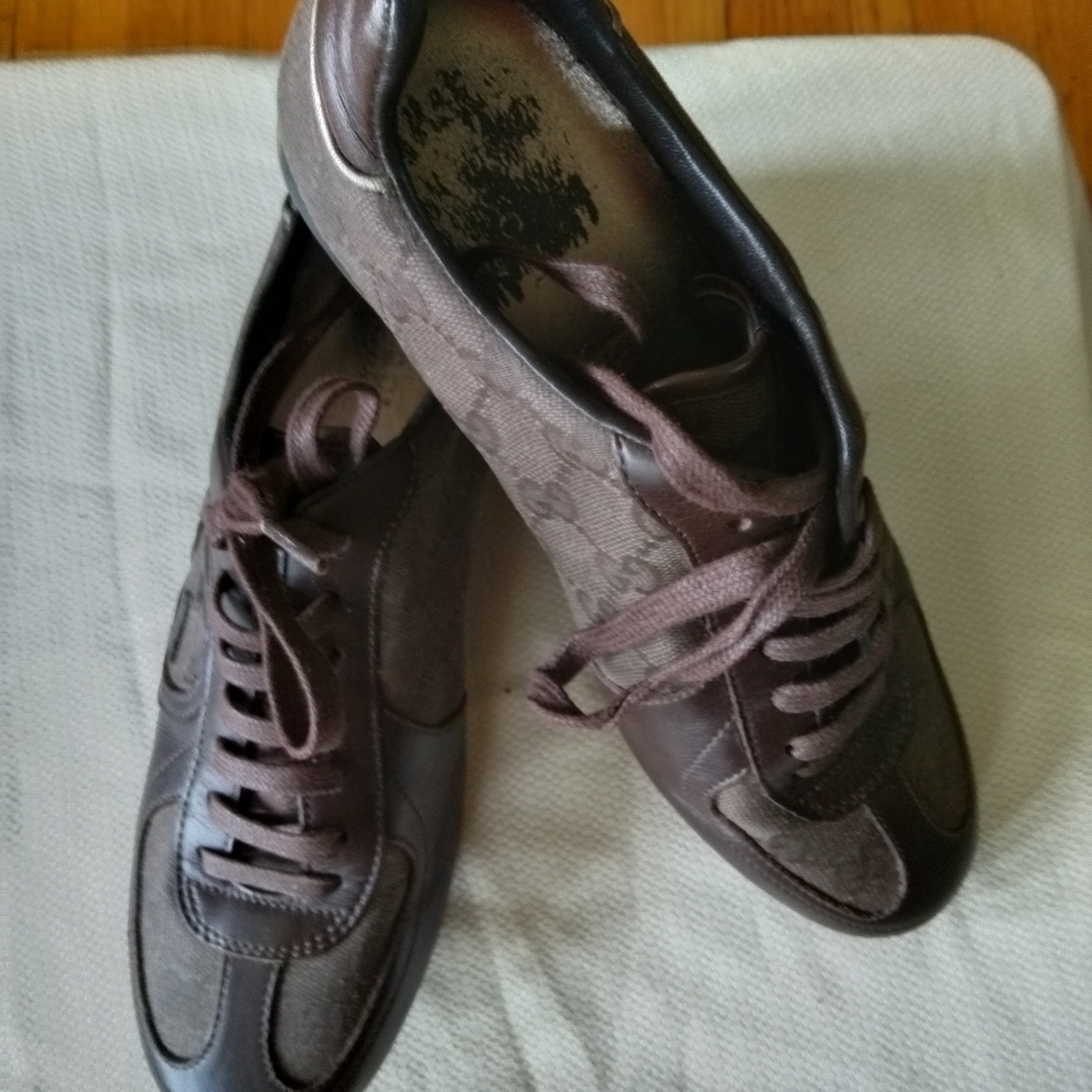 GG Gucci brown canvas leather laces logo luxury casual fashion sneakers shoes